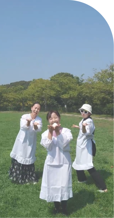 事業運営者の3人の女性